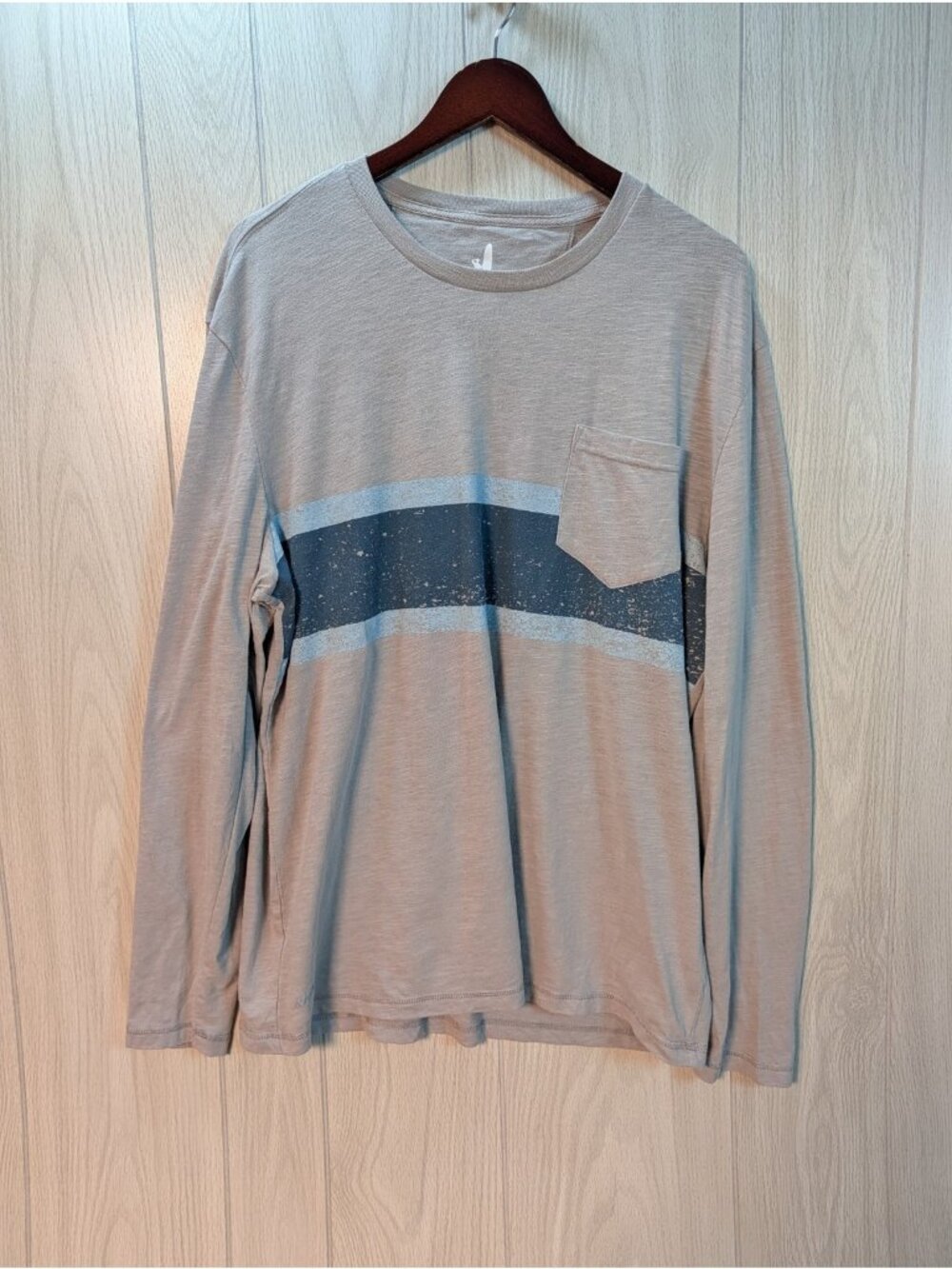 Johnnie-O Shirt Mens XL Gray Striped Long Sleeve Hangin' Out Pocket Tee Crewneck